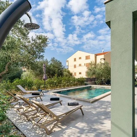 Amala By Interhome Сasa de vacaciones Sukošan